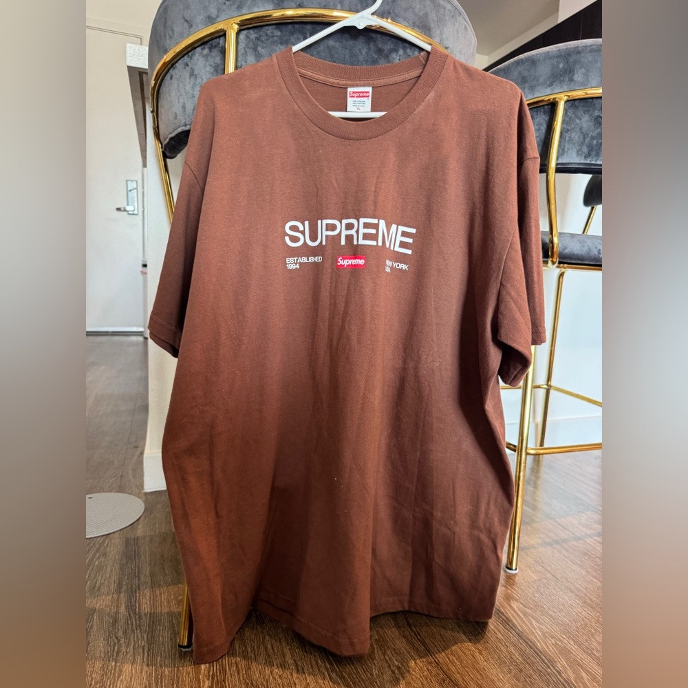 Supreme Brown Short Sleeve Tee -XL (used)